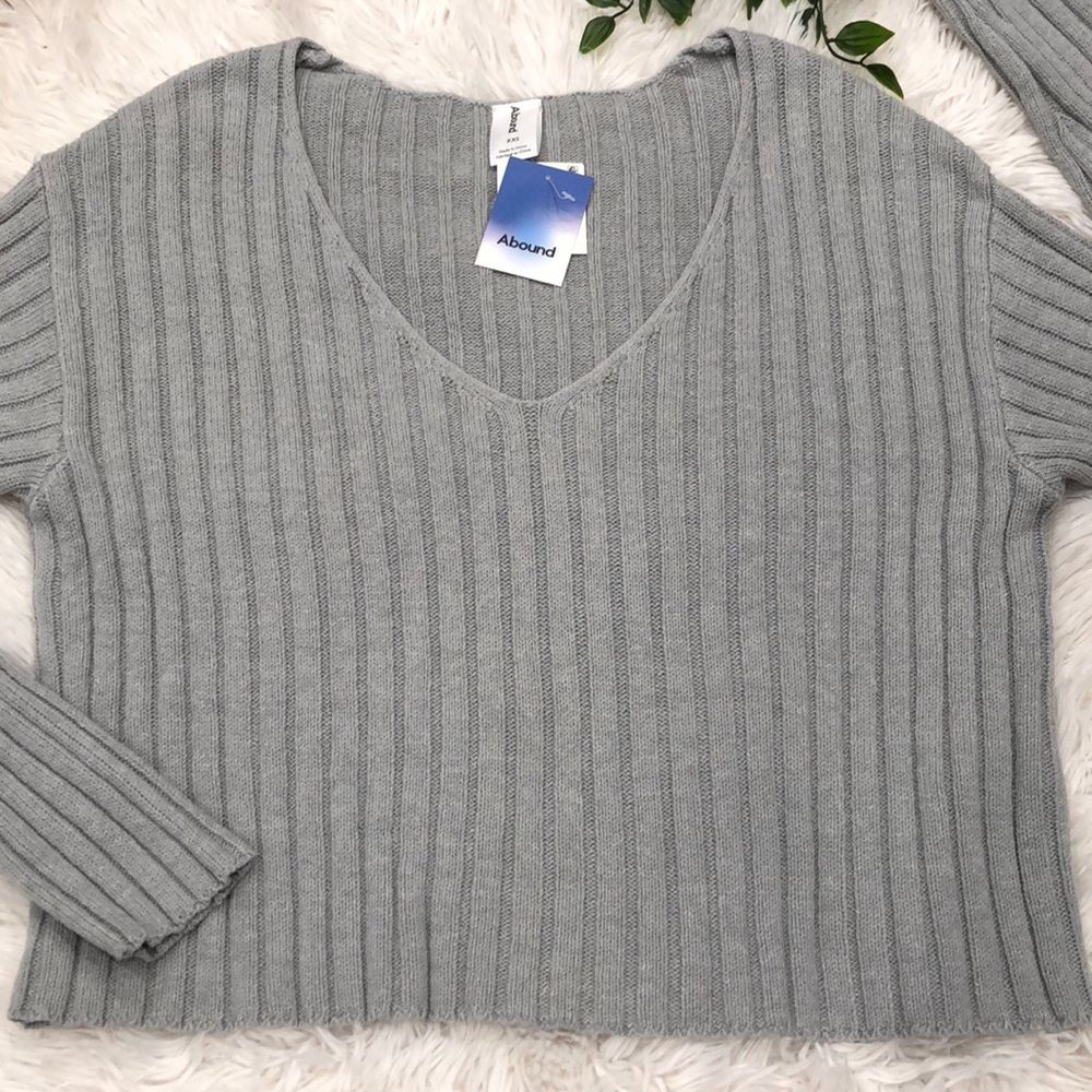 Abound cropped sweater